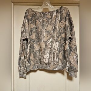 New Small Camouflage Off The Shoulder Sweatshirt.
